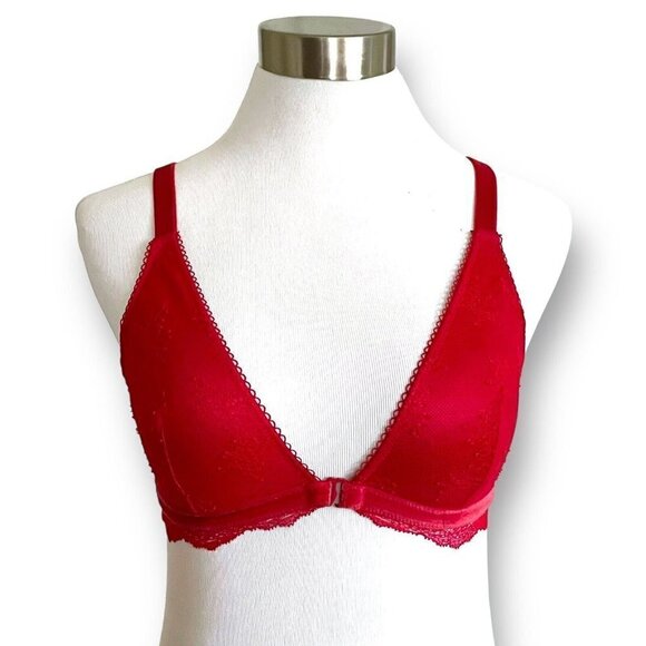 Victorias Secret Bralette M Red Lace Velvet Wireless Bra Front Close Valentines - Picture 4 of 6